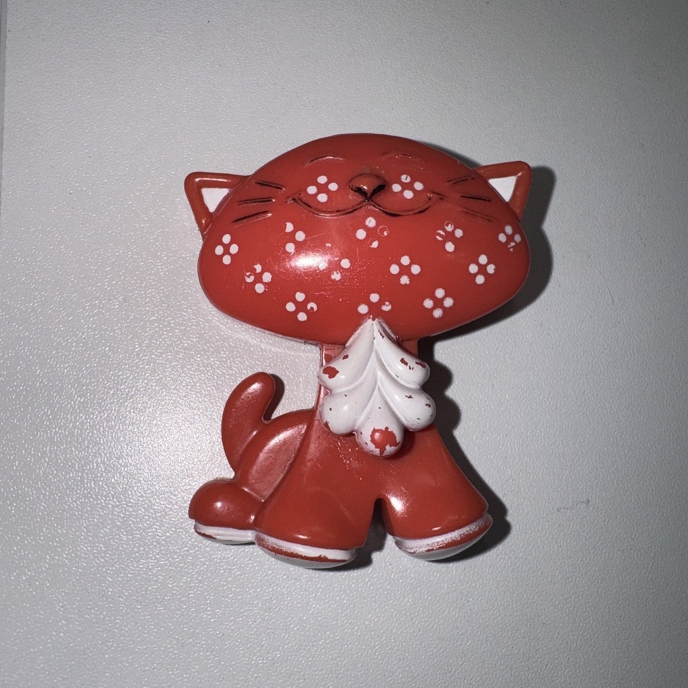 Vintage 1973 Avon Calico Cat Red Kitty Fragrance Glace Pin Brooch 1x2 In